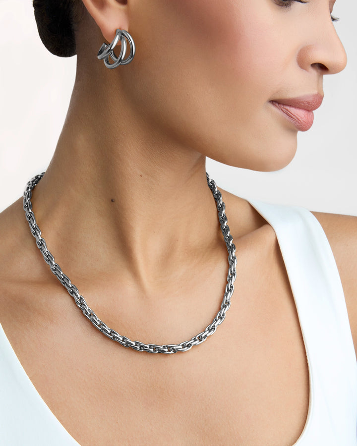 Waterproof Thick Linked Chain Necklace in Silver