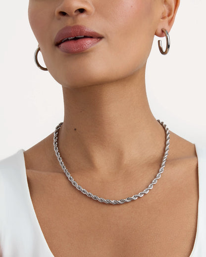 Twisted Chain Necklace in Silver