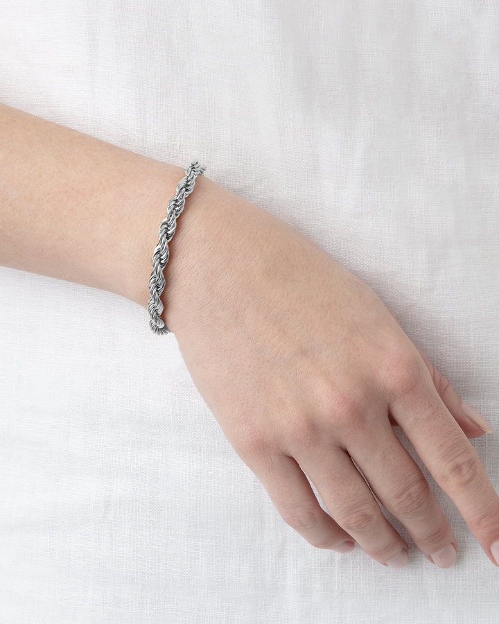 Waterproof Twisted Chain Bracelet in Silver