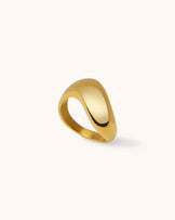 Waterproof Wavy Chunky Ring in Gold