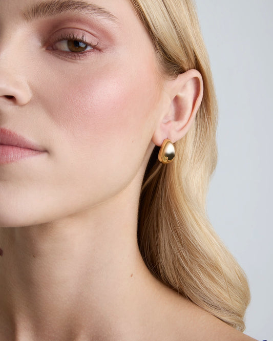 Oval Chunky Stud Earrings in Gold