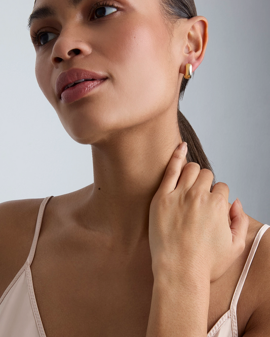 Clean Chunky Huggies in Gold