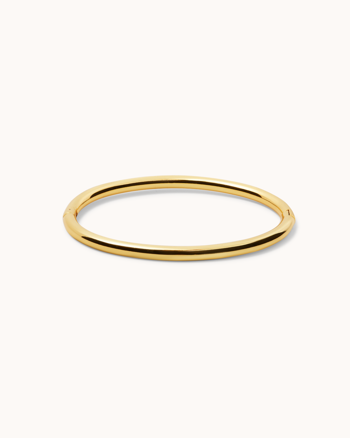 Thin Polished Bangle in Gold