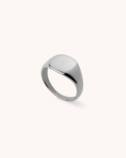 Signet-Style Ring in Silver