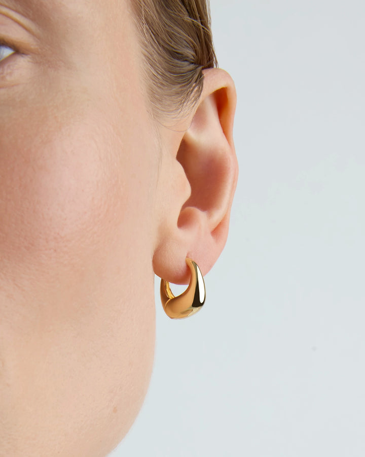 Square Seamless Huggies in Gold