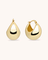 Chunky Clicker Hoops in Gold