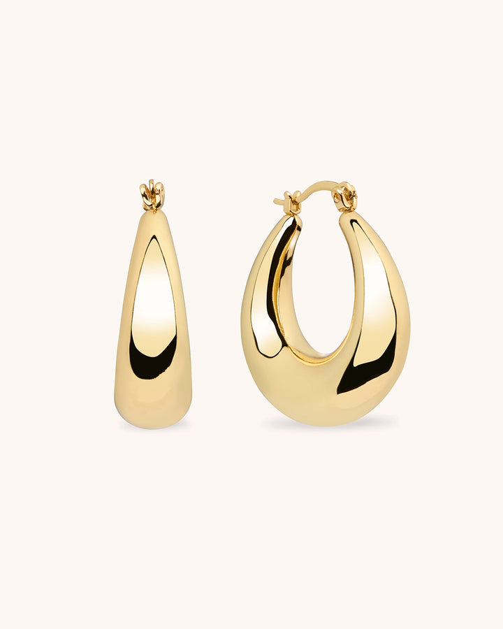 Chunky Round Huggies in Gold