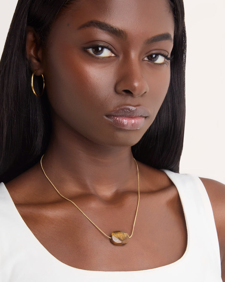 Tiger's Eye Pendant Chain Necklace in Gold