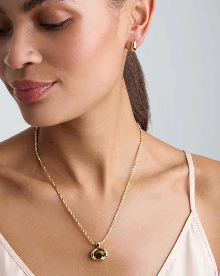 Tiger's Eye Pendant Necklace in Gold