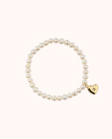 Heart Pendant Pearl Bracelet in Gold