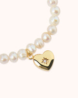 Heart Pendant Pearl Bracelet in Gold