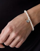 Pearl Heart Pendant Bracelet in Silver
