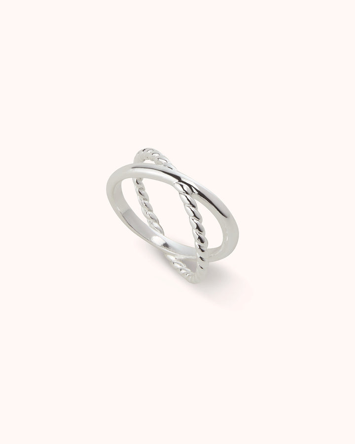 Cross Rope Ring in Silver
