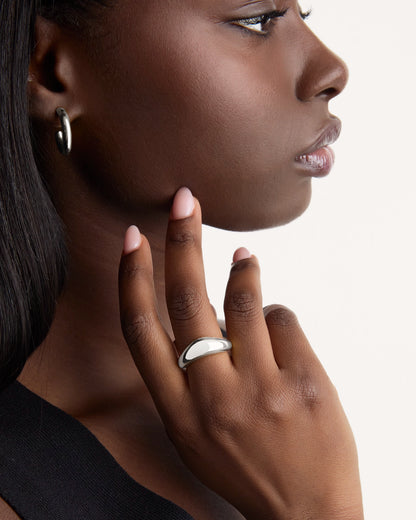 Wave Band Ring in Silver