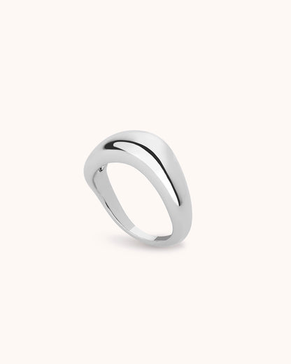 Wave Band Ring in Silver