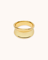 Thick Band Ring in Gold