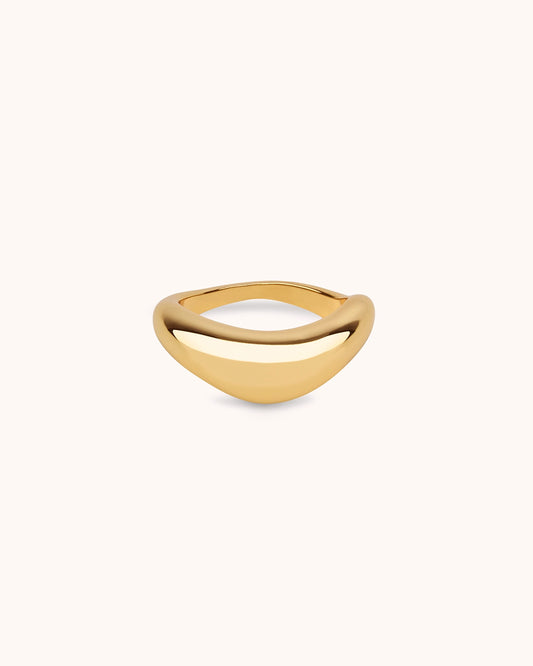 Wave Band Ring in Gold