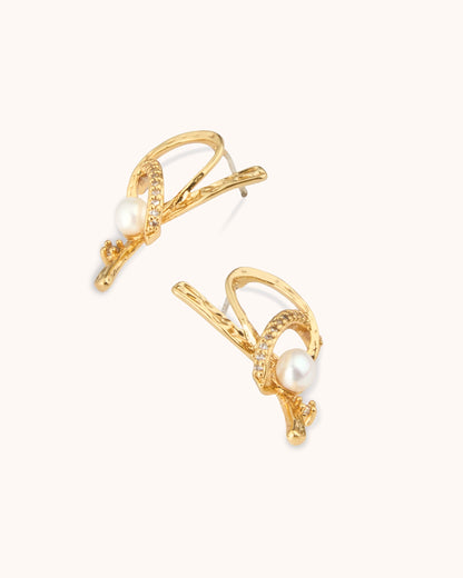 Cubiz Zirconia and Pearl Knot Studs in Gold
