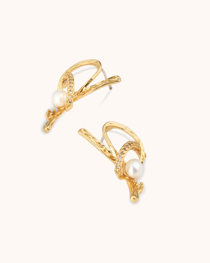Cubiz Zirconia and Pearl Knot Studs in Gold