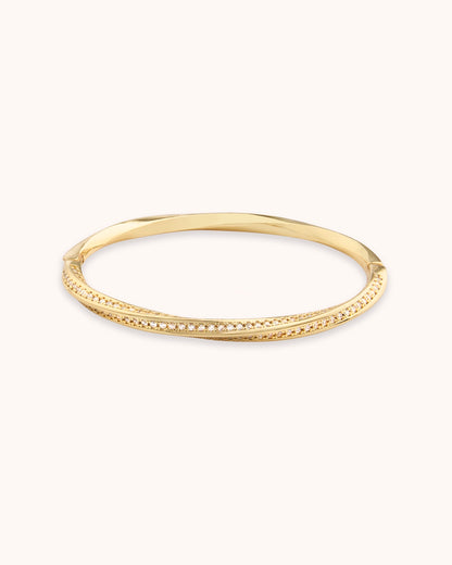 Twisted Cubic Zirconia Pavé Bangle in Gold