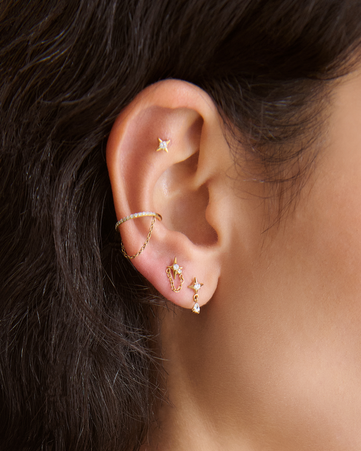 Pavé Chain Cubic Zirconia Seamless Huggie Earrings in Gold