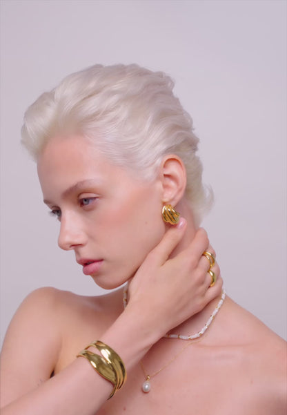 Fluidity Graduated Layer Hoops In Gold
