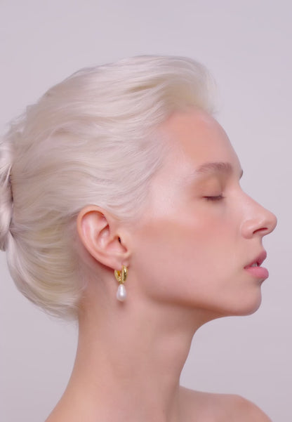Aurum Pearl Drop Earrings