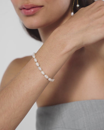 Freshwater Pearl Bracelet in Gold